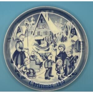 Vintage Christmas 1973 Norcrest China Blue & White Collectible Wall Plate 8”